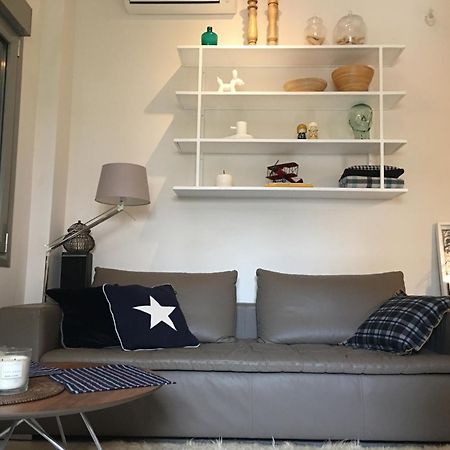 Апартаменты Nikaia Metro House Пирей Экстерьер фото