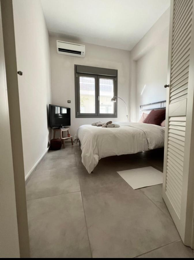 Апартаменты Nikaia Metro House Пирей Экстерьер фото